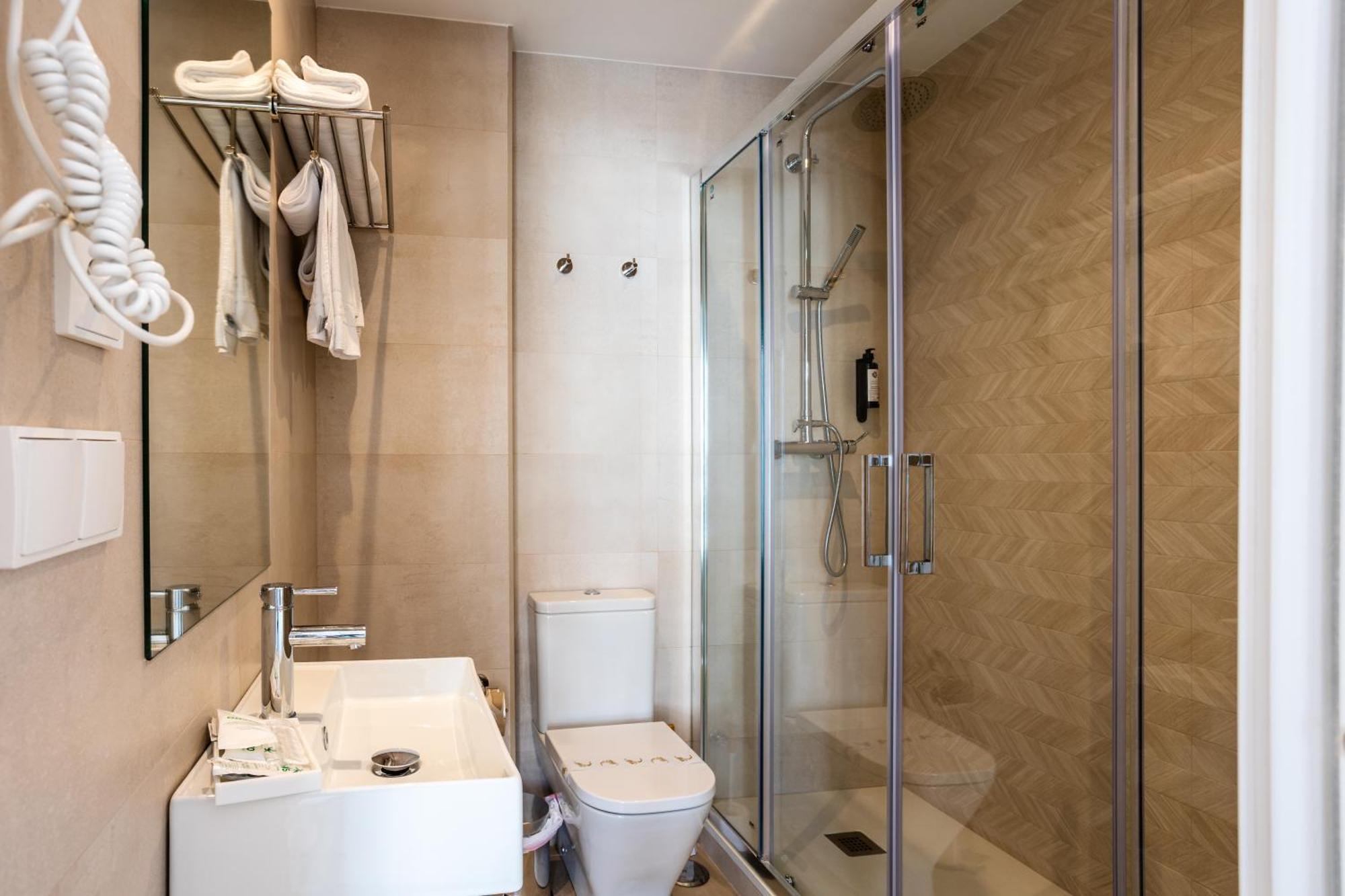 Hotel Oasis Centro Коніль-де-ла-Фронтера Екстер'єр фото